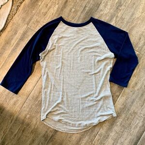 Lularoe 3/4 sleeve baseball tee